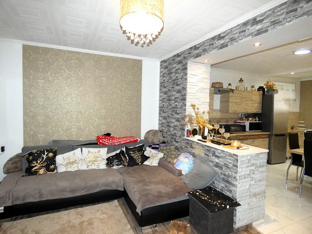 Eladó családi ház, Törökszentmiklóson 40 M Ft, 3 szobás