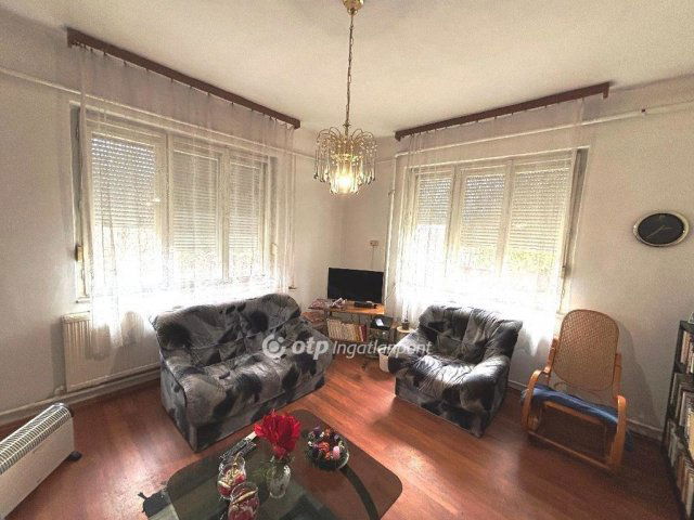 Eladó családi ház, Érden 99 M Ft, 3 szobás