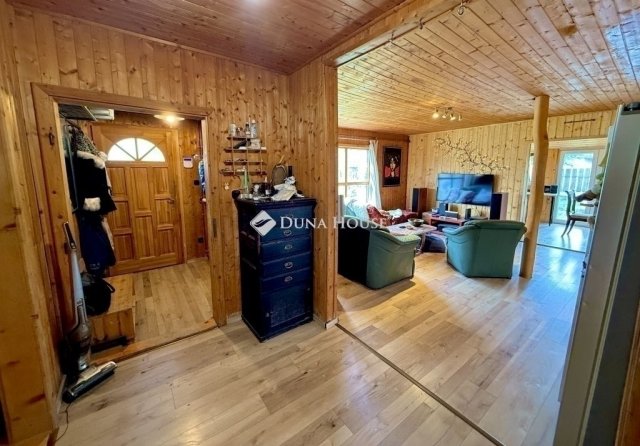 Eladó családi ház, Érden 99.9 M Ft, 5 szobás
