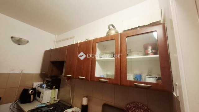 Eladó panellakás, Budapesten, X. kerületben 65.1 M Ft, 2 szobás