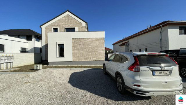 Kiadó téglalakás, albérlet, Marcaliban 231 E Ft / hó, 2 szobás