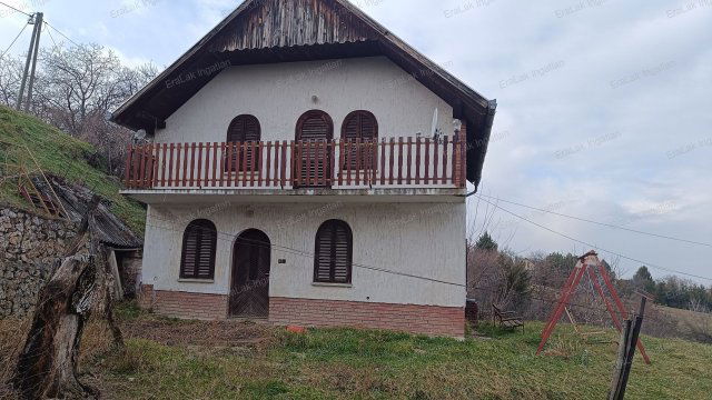 Eladó családi ház, Győrújbaráton, Vadkörte utcában 48.99 M Ft