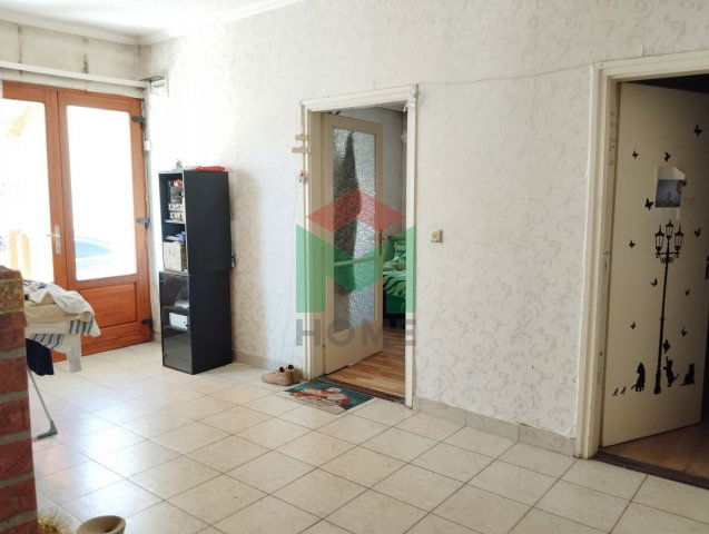 Eladó családi ház, Balatonújlakon 65 M Ft, 5 szobás