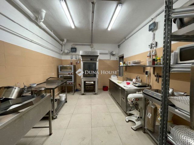 Kiadó üzlethelyiség, Budapesten, XXI. kerületben 3000 E Ft / hó