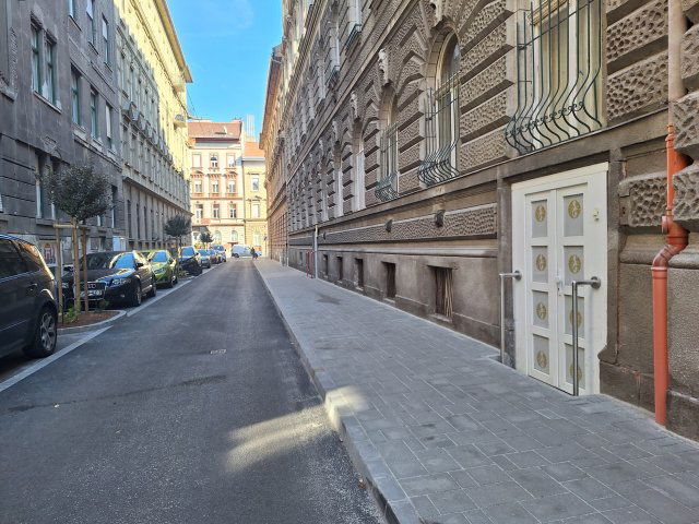 Eladó téglalakás, Budapesten, VI. kerületben, Szív utcában