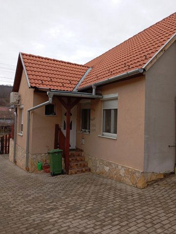 Eladó családi ház, Alsónánán 35 M Ft, 2 szobás