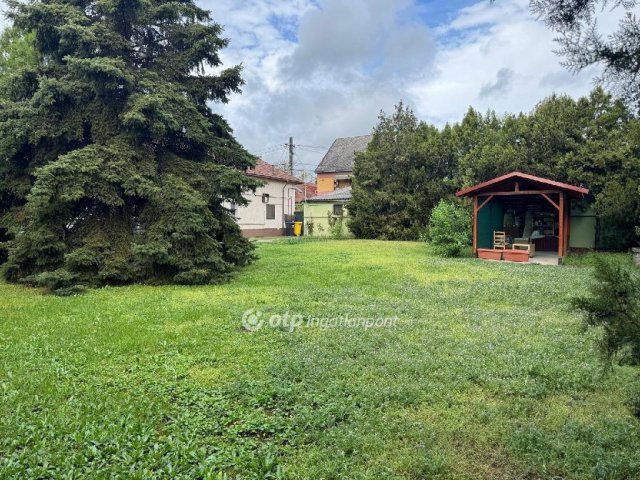 Eladó családi ház, Gyálon 120 M Ft, 5 szobás