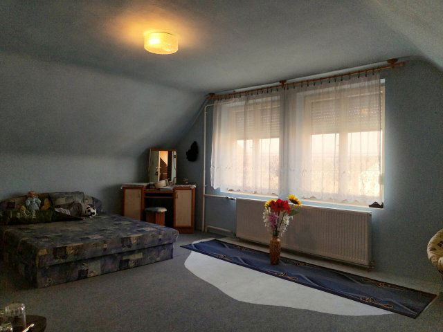 Eladó családi ház, Mesztegnyőn 44.99 M Ft, 5 szobás