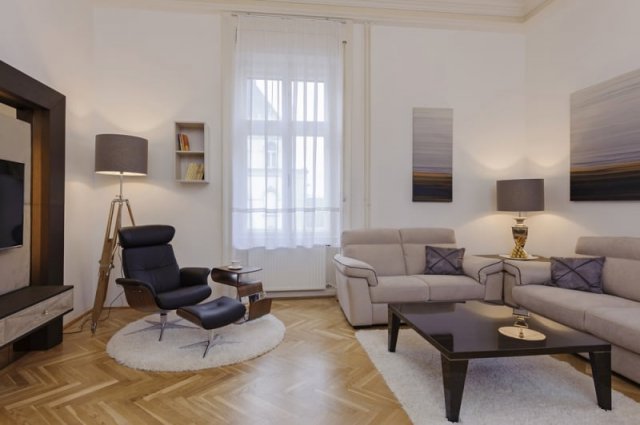 Kiadó téglalakás, albérlet, V. kerületben, Báthory utcában