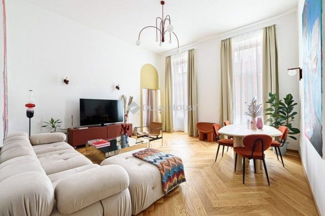 Eladó téglalakás, Budapesten, VI. kerületben 210 M Ft, 3 szobás