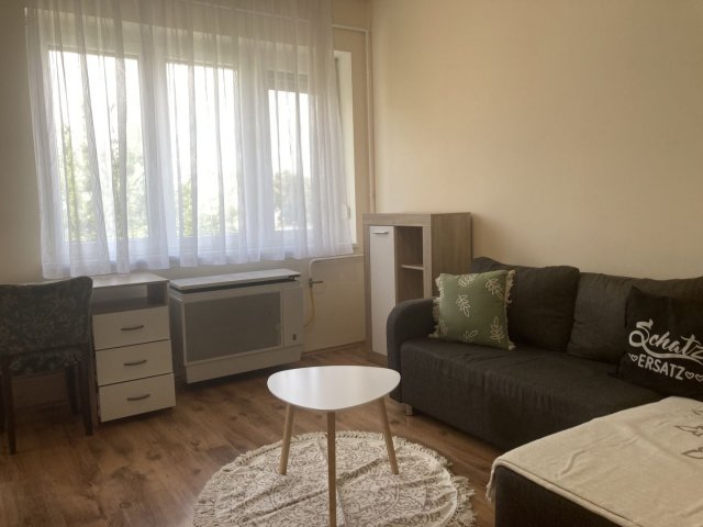 Kiadó téglalakás, albérlet, Debrecenben 250 E Ft / hó, 2 szobás