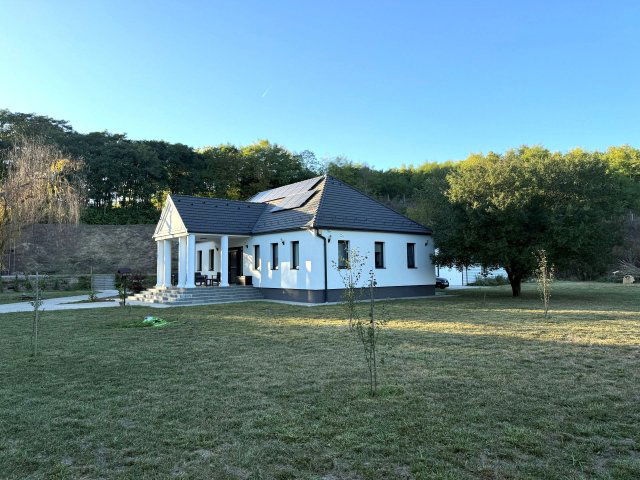 Eladó családi ház, Szellőn 125 M Ft, 4 szobás