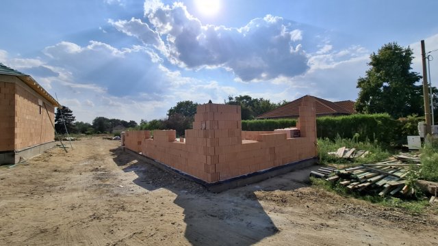 Eladó ikerház, Őrbottyánban 94.99 M Ft, 4 szobás