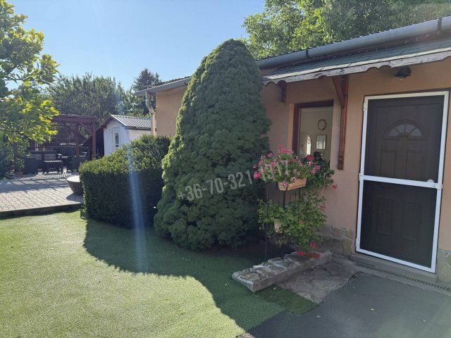 Eladó családi ház, Hatvanban, Béke úton 79.9 M Ft, 3 szobás