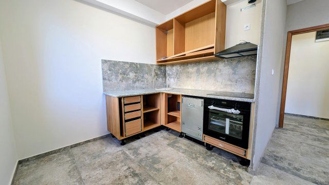 Eladó téglalakás, Kecskeméten 84 M Ft, 3 szobás