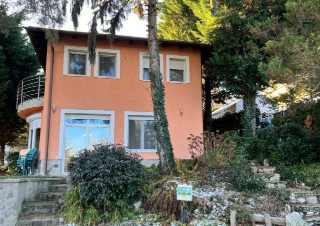 Eladó családi ház, Budapesten, II. kerületben 249.9 M Ft