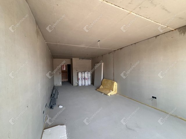 Eladó téglalakás, Győrött 54 M Ft, 1 szobás