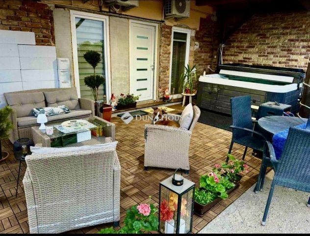 Eladó családi ház, Pilisen 76 M Ft, 5 szobás