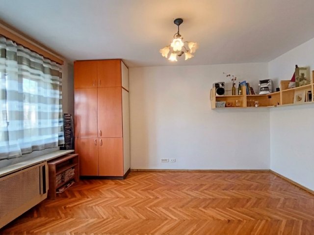 Eladó téglalakás, Gyöngyösön 42.9 M Ft, 3 szobás