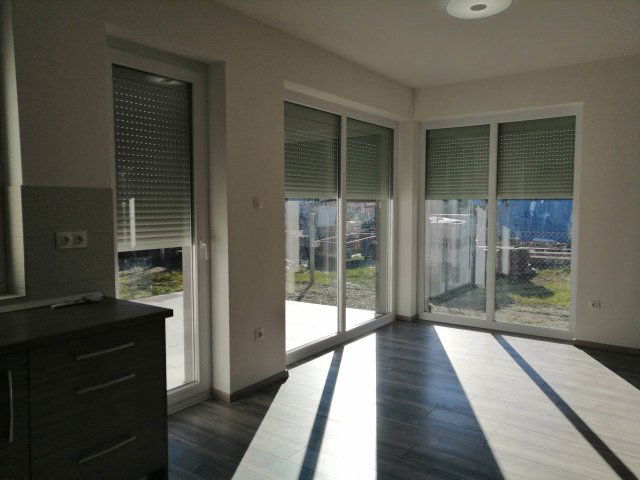 Kiadó családi ház, albérlet, Gödön 450 E Ft / hó, 4 szobás