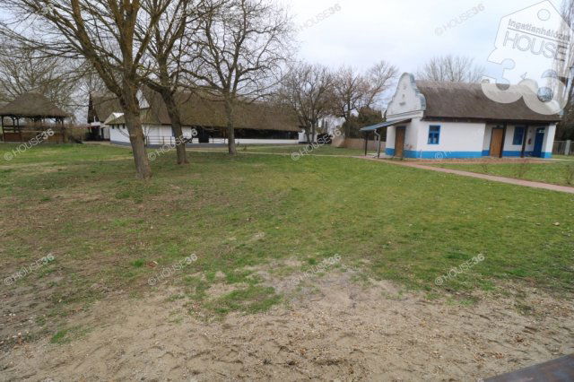 Eladó ipari ingatlan, Kalocsán 330 M Ft / költözzbe.hu