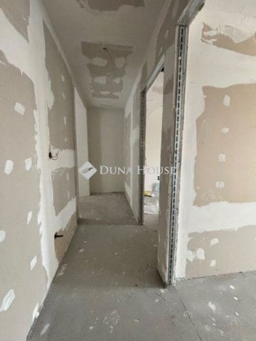 Eladó téglalakás, Zamárdiban 84.027 M Ft, 2 szobás