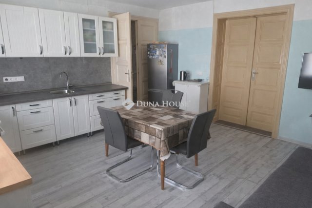 Eladó családi ház, Ceglédbercelen 49.5 M Ft, 3 szobás