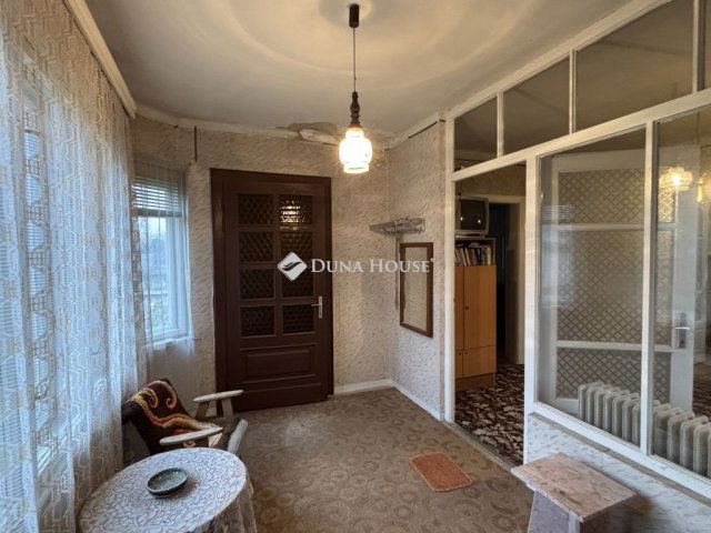 Eladó családi ház, Süttőn, Ligettér utcában 52.99 M Ft