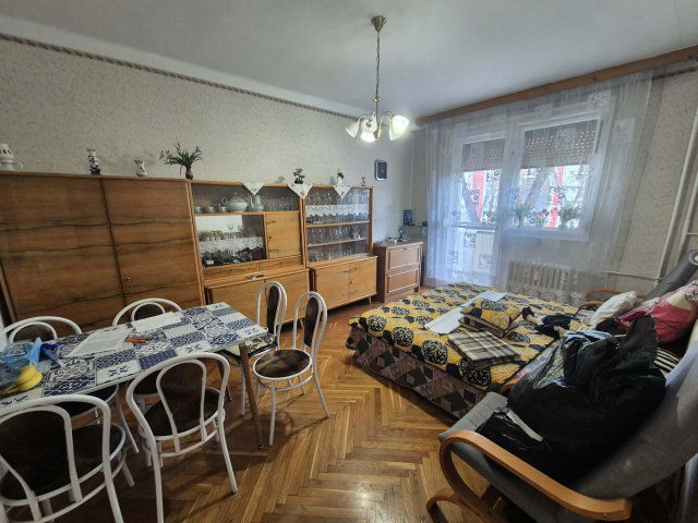 Eladó téglalakás, Pécsett, Hajnóczy úton 48.9 M Ft, 2 szobás