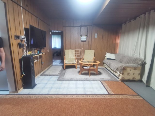 Eladó családi ház, Bucsután 18 M Ft, 3 szobás