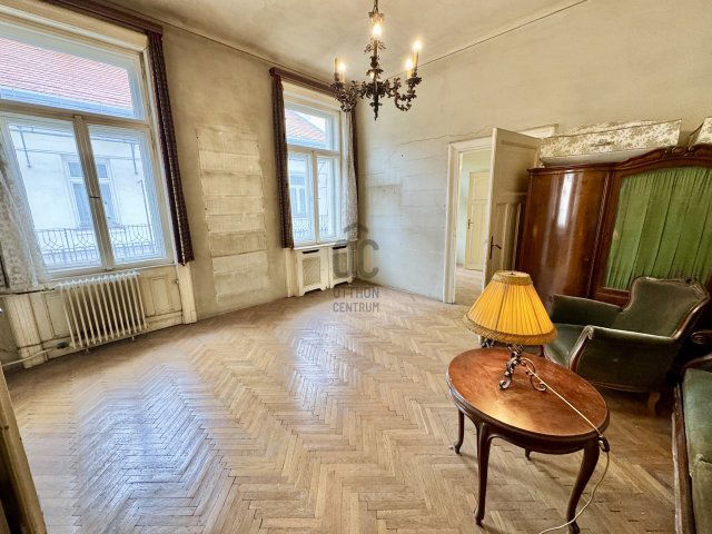 Eladó téglalakás, Budapesten, V. kerületben 155 M Ft, 4 szobás