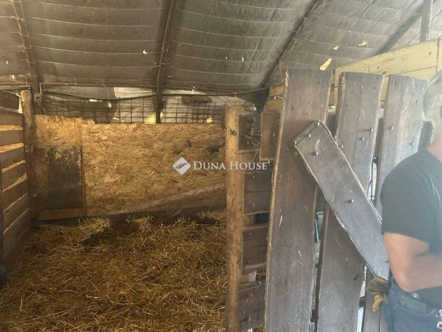 Eladó mezogazdasagi ingatlan, Kerepesen 75 M Ft, 3 szobás