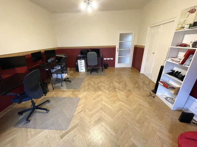 Eladó téglalakás, Szegeden 75 M Ft, 3 szobás