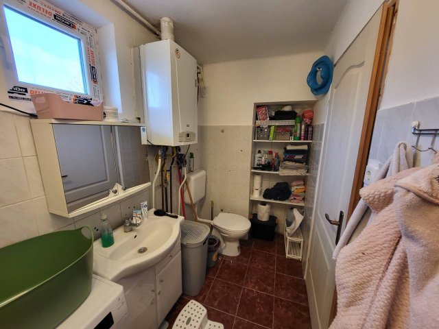 Eladó családi ház, Törtelen 45 M Ft, 3 szobás