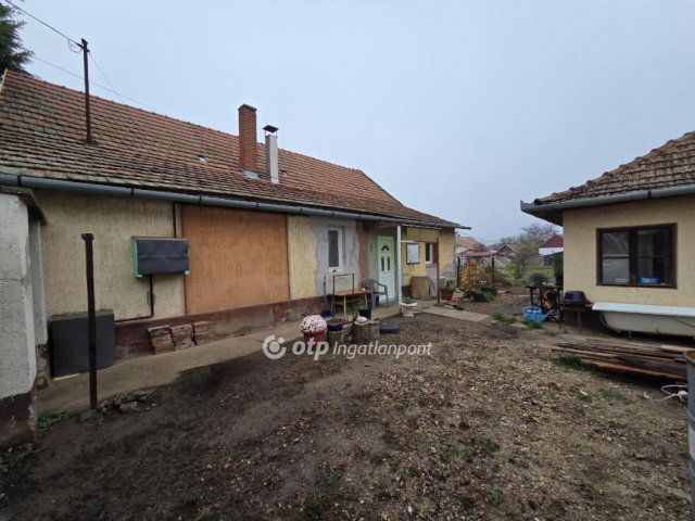 Eladó családi ház, Mindszenten 14 M Ft, 2 szobás