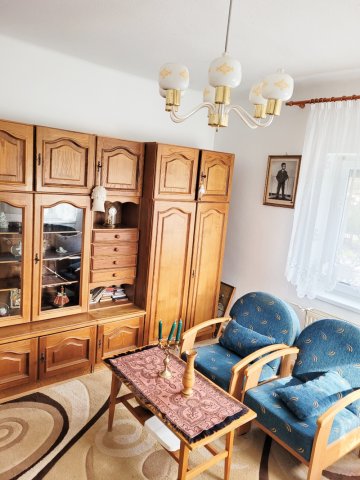 Eladó családi ház, Kisnémediben 65 M Ft, 4 szobás