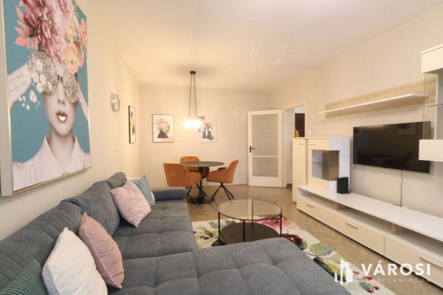 Kiadó téglalakás, albérlet, Szegeden 240 E Ft / hó, 2 szobás