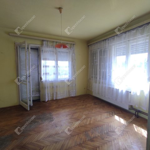 Eladó családi ház, Nagysimonyin 34.9 M Ft, 3 szobás