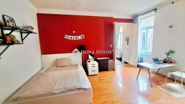 Eladó téglalakás, Budapesten, VII. kerületben 48 M Ft, 1 szobás