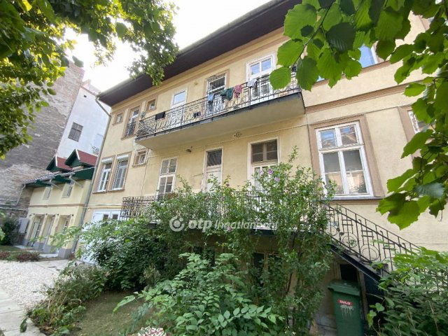 Eladó téglalakás, Budapesten, VII. kerületben 54.9 M Ft