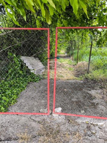 Eladó mezogazdasagi ingatlan, Dunakeszin 3.6 M Ft