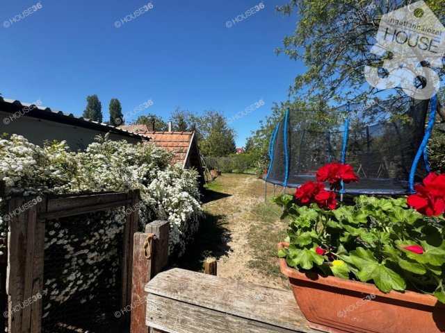 Eladó családi ház, Kecskeméten 62 M Ft, 3 szobás