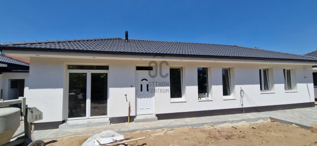 Eladó családi ház, Bocskaikerten 73.9 M Ft, 4 szobás
