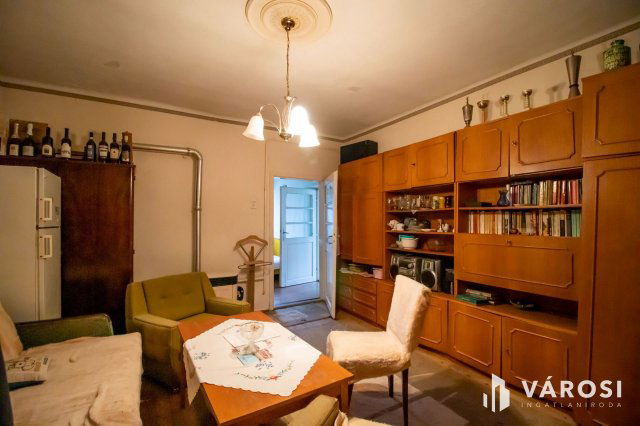 Eladó családi ház, Székesfehérvárott 68 M Ft, 2 szobás