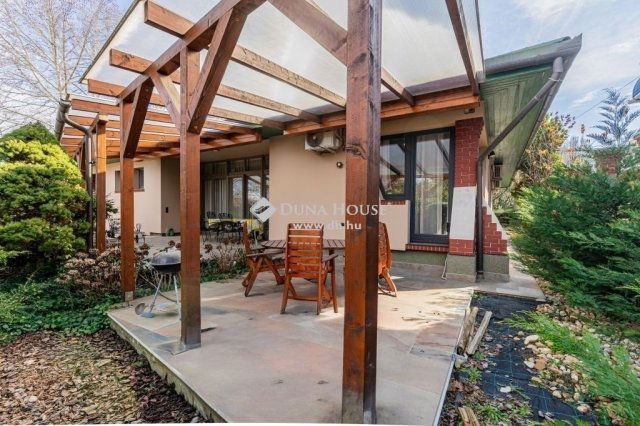 Eladó családi ház, Budapesten, XVI. kerületben 429 M Ft