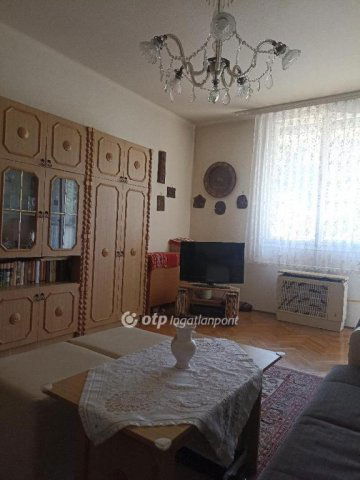 Eladó téglalakás, Budapesten, XIV. kerületben 62.99 M Ft