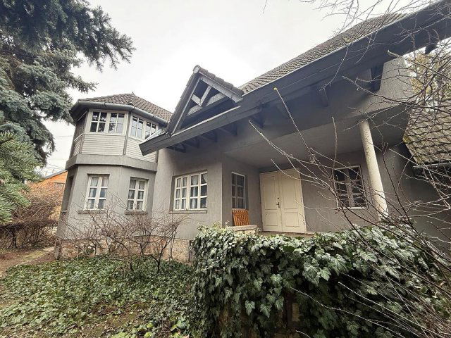 Eladó családi ház, Pomázon 105 M Ft, 5 szobás