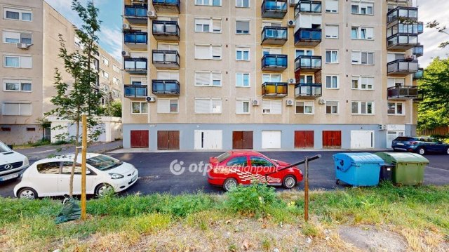 Eladó panellakás, Nyíregyházán 42.9 M Ft, 2 szobás