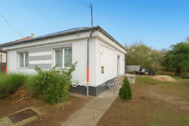 Eladó családi ház, Hajdúhadházon 39.9 M Ft, 3 szobás