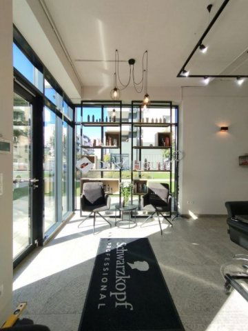 Eladó üzlethelyiség, Dorogon, Esztergomi úton 23 M Ft, 3 szobás